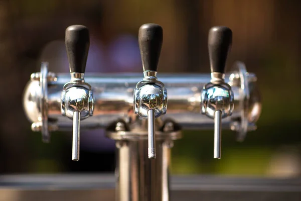 Silver Cranes Bottling Beer Wine Open Air Concept — Stock Photo, Image