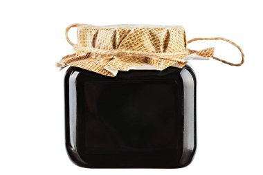 Beyaz arka planda izole edilmiş ambalaj kağıdı ve halatla dolu boş cam kavanoz. Dosya kırpma yolu içeriyor.