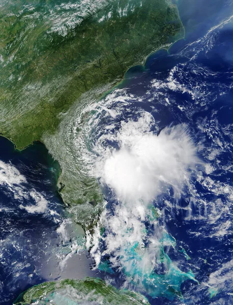 Uzaydan Küba, Bahamalar, Florida ve Karayipler manzarası. Bu görüntünün elementleri NASA tarafından desteklenmektedir.