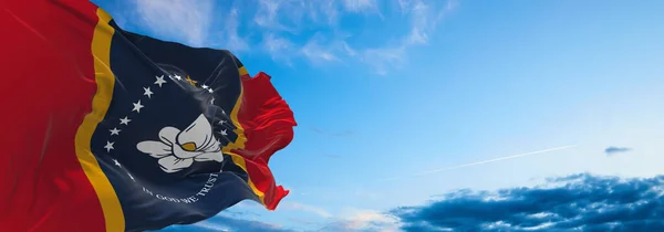 Bandera Mississippi Cielo Nublado Fondo Puesta Del Sol Concepto Patriótico —  Fotos de Stock