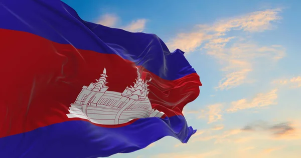 Rüzgarda Dalgalanan Büyük Kamboçya Bayrağı — Stok fotoğraf