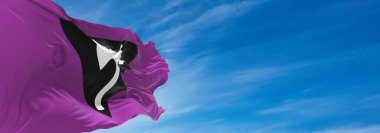 Labrys Lezbiyen bayrağı bulutlu gökyüzünde rüzgarda dalgalanıyor. Özgürlük ve aşk kavramı. Gurur ayı. Eylemcilik, toplum ve özgürlük kavramı. Uzayı kopyala 3d illüstrasyon,