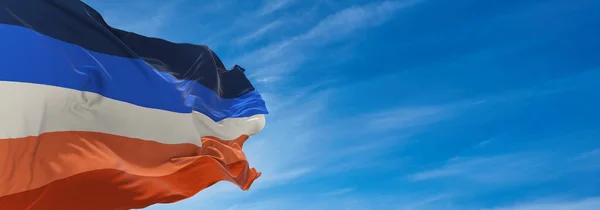 Наутилгендерный Флаг Размахивающий Ветру Облачном Небе Концепция Свободы Любви Гордость — стоковое фото