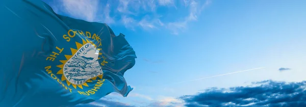 Bandera Dakota Del Sur Fondo Cielo Nublado Puesta Del Sol — Foto de Stock