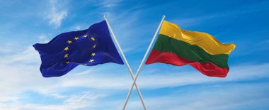 Avrupa Birliği ve LITHUANIA bayrakları güneşli bir günde bulutlarla gökyüzüne karşı rüzgarda sallanıyor. İki ülke arasındaki ilişkiyi, diyaloğu sembolize ediyor. 3d illüstrasyon,