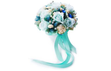 Beyaz arka planda sabitlenmiş çiçek eşleşmesi. Sevgililer Günü için lüks buket. Çağdaş Çevre dostu iç ekorasyon. Nişanın kutlanması veya düğün