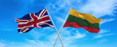 Büyük Britanya ve LITHUANIA 'nın bayrakları rüzgarda dalgalanan bayrak direkleri güneşli bir günde gökyüzüne karşı bulutlarla. İki ülke arasındaki ilişkiyi, diyaloğu sembolize ediyor. 3d illüstrasyon,