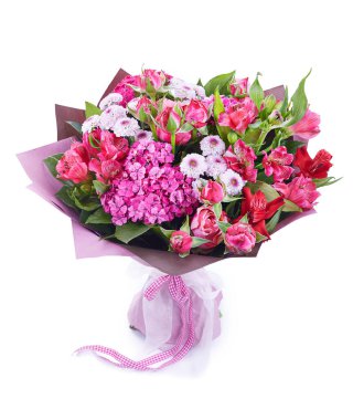 Beyaz renkte izole edilmiş düğün buketi. Taze, yemyeşil renkli çiçekler.,