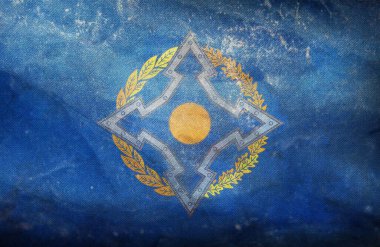 Minsk, Belarus - Mayıs 2021: Kolektif Güvenlik Antlaşması Organizasyonu 'nun bayrak direğinde mavi gökyüzünün arka planında dalgalanan bayrak. 3d illüstrasyon.