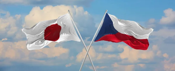 Флаги Японии Чехии Машущие Ветру Флагштоках Против Неба Облаками Солнечный — стоковое фото