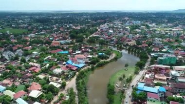 Kamboçya 'daki Siem Reap şehri gökyüzünden görüldü