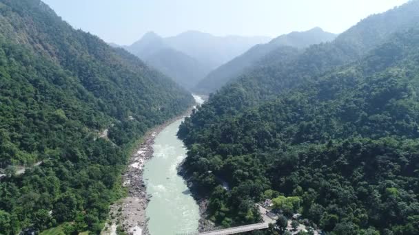Río Ganges Cerca Del Estado Rishikesh Uttarakhand India Desde Cielo — Vídeo de stock