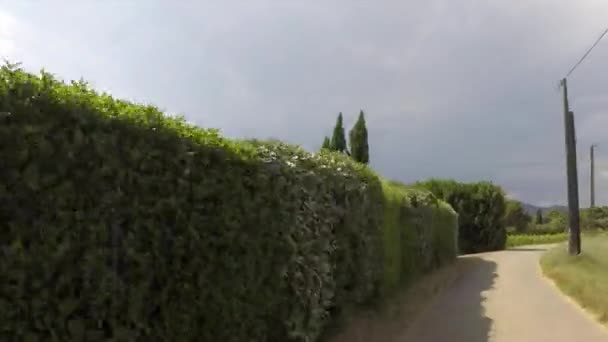 Autofahrt Auf Den Straßen Zwischen Gidondas Und Beaume Venise Frankreich — Stockvideo
