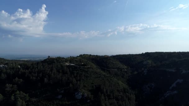 アルプスの中心部にあるアルプスの大聖堂空から見える自然公園 — ストック動画