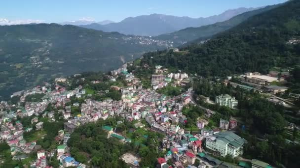 印度锡金Gangtok市从天而降 — 图库视频影像