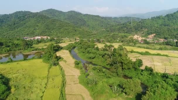 Naturlandschaften Rund Die Stadt Vang Vieng Laos Vom Himmel Aus — Stockvideo