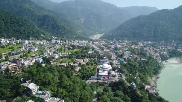 Ciudad Rishikesh Estado Uttarakhand India Visto Desde Cielo — Vídeo de stock