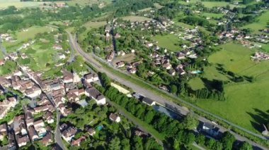 Fransa 'nın Siorac-en-Perigord köyü gökyüzünden görüldü