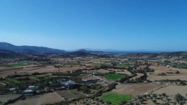 Yunanistan 'ın Cyclades kentindeki Naxos adası gökyüzünden görülüyor
