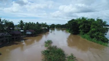 Güney Laos 'taki Don Det yakınlarında gökyüzünden görünen 4000 ada.