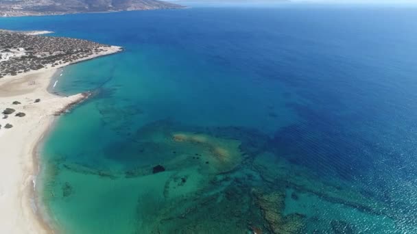 空から見たギリシャのキクラデス諸島のナクソス島 — ストック動画