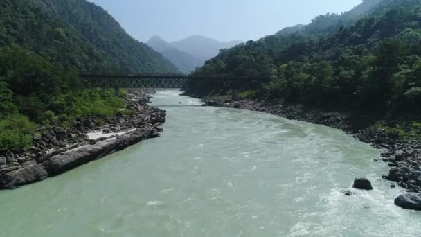 Río Ganges Cerca Del Estado Rishikesh Uttarakhand India Desde Cielo — Vídeo de stock