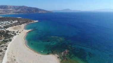 Yunanistan 'ın Cyclades kentindeki Naxos adası gökyüzünden görülüyor