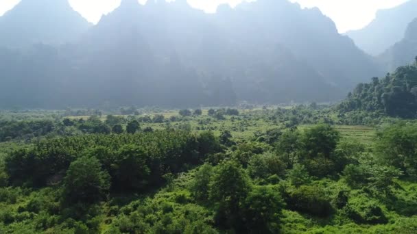 Natuur Landschap Bij Stad Vang Vieng Laos Gezien Vanuit Lucht — Stockvideo
