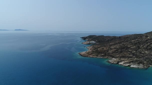 Пляж Магганари Острове Иос Кикладах Греции — стоковое видео