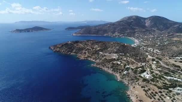 Playa Faros Isla Sifnos Las Cicladas Grecia Vistas Desde Cielo — Vídeo de stock