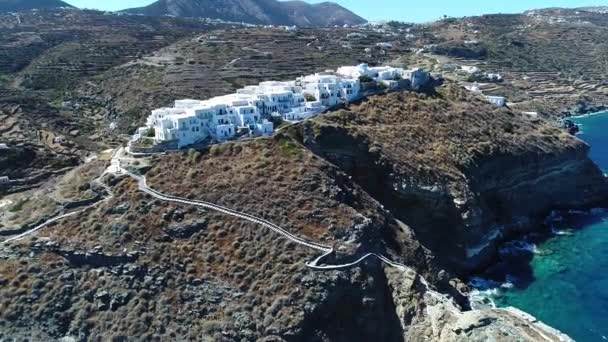 Praia Kastro Sifnou Ilha Sifnos Nos Ciclades Grécia Vista Aérea — Vídeo de Stock