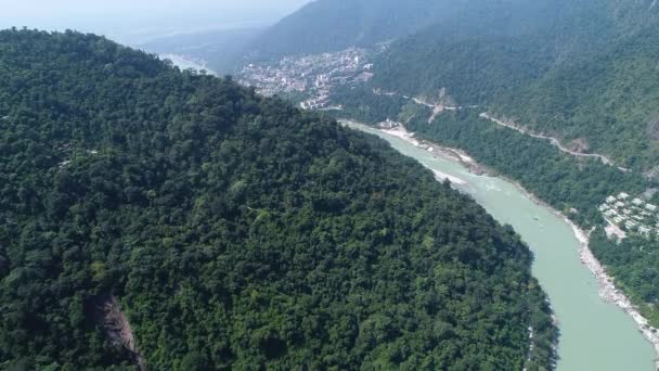 Ganges Rivier Bij Rishikesh Staat Uttarakhand India Gezien Vanuit Lucht — Stockvideo