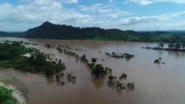 Si Phan Don ya da Don Laos yakınlarında gökyüzünden 4000 ada