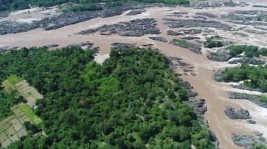 Güney Laos 'ta Don Det yakınlarında gökyüzünden görünen 4000 ada