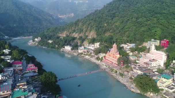 Staden Rishikesh Staten Uttarakhand Indien Sett Från Himlen — Stockvideo