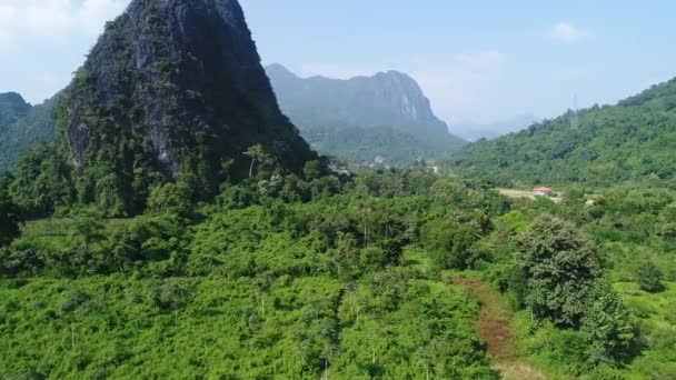 Krajobraz Przyrody Pobliżu Miasta Vang Vieng Laosie Widziany Nieba — Wideo stockowe