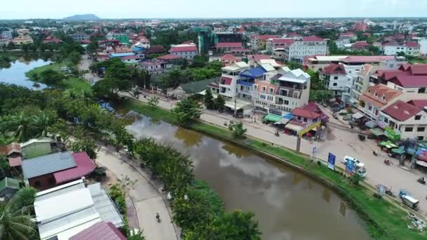 Kambodja | Ville de Siem Reap vue du ciel — Stockvideo