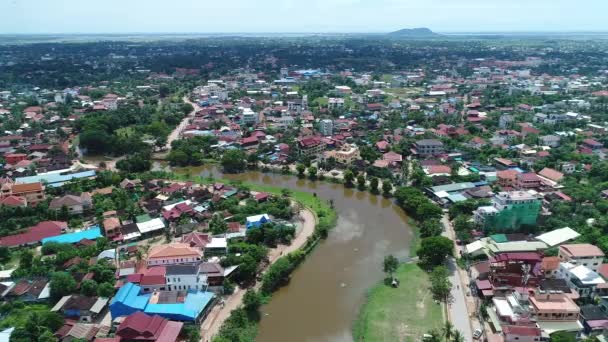 CamboyanaVille de Siem Reap vue du ciel — Vídeo de stock