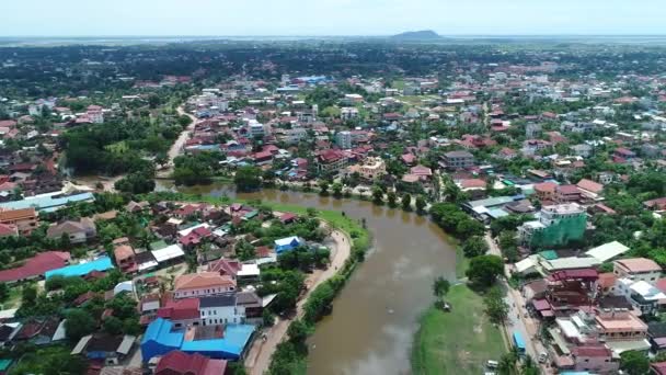 CamboyanaVille de Siem Reap vue du ciel — Vídeo de stock