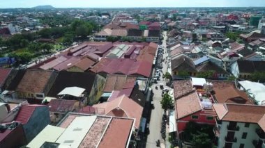 Kamboçya 'daki Siem Reap şehri gökyüzünden görüldü