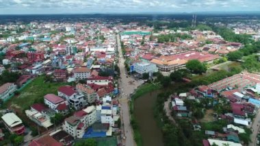 Kamboçya 'daki Siem Reap şehri gökyüzünden görüldü