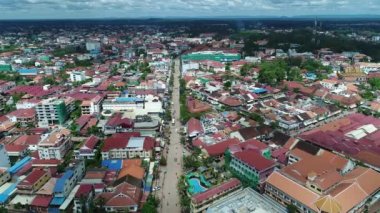 Kamboçya 'daki Siem Reap şehri gökyüzünden görüldü
