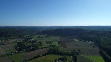 La vallée des chateaux dans le Périgord Noir en France