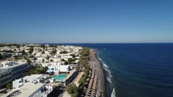 Ville de Santorin sur l'île de Santorin dans les Cyclades en Grèce vue du ciel — Αρχείο Βίντεο