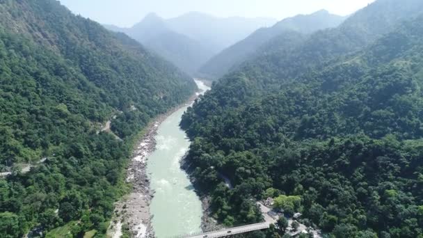 Rzeka Ganges Pobliżu Stanu Uttarakhand Rishikesh Indiach Nieba — Wideo stockowe