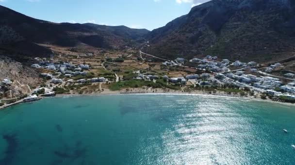 Strand Kamares Auf Der Insel Sifnos Den Kykladen Griechenland Luftaufnahme — Stockvideo