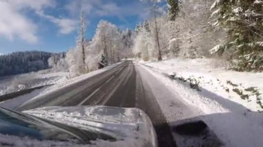 France-jura-hz-4K-colldrive-181411-1-saintlac-doubs-neige-maison-arbre-road-montagne-sapin-lac-foret-2