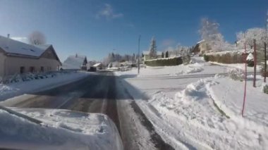 France-jura-hz-4K-colldrive-181411-1-saintlac-doubs-neige-maison-arbre-road-montagne-sapin-lac-foret-village-13