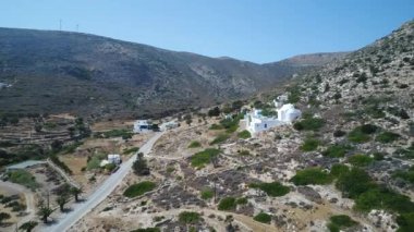 Yunanistan 'ın Kiklad adasındaki Ios adasındaki Mylopotas gökyüzünden görüldü