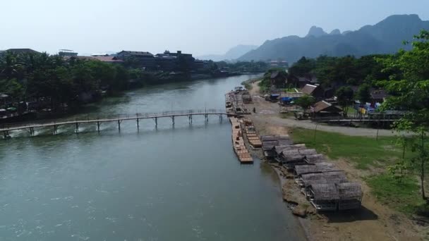 Vang Vieng Stad Laos Sett Från Himlen — Stockvideo